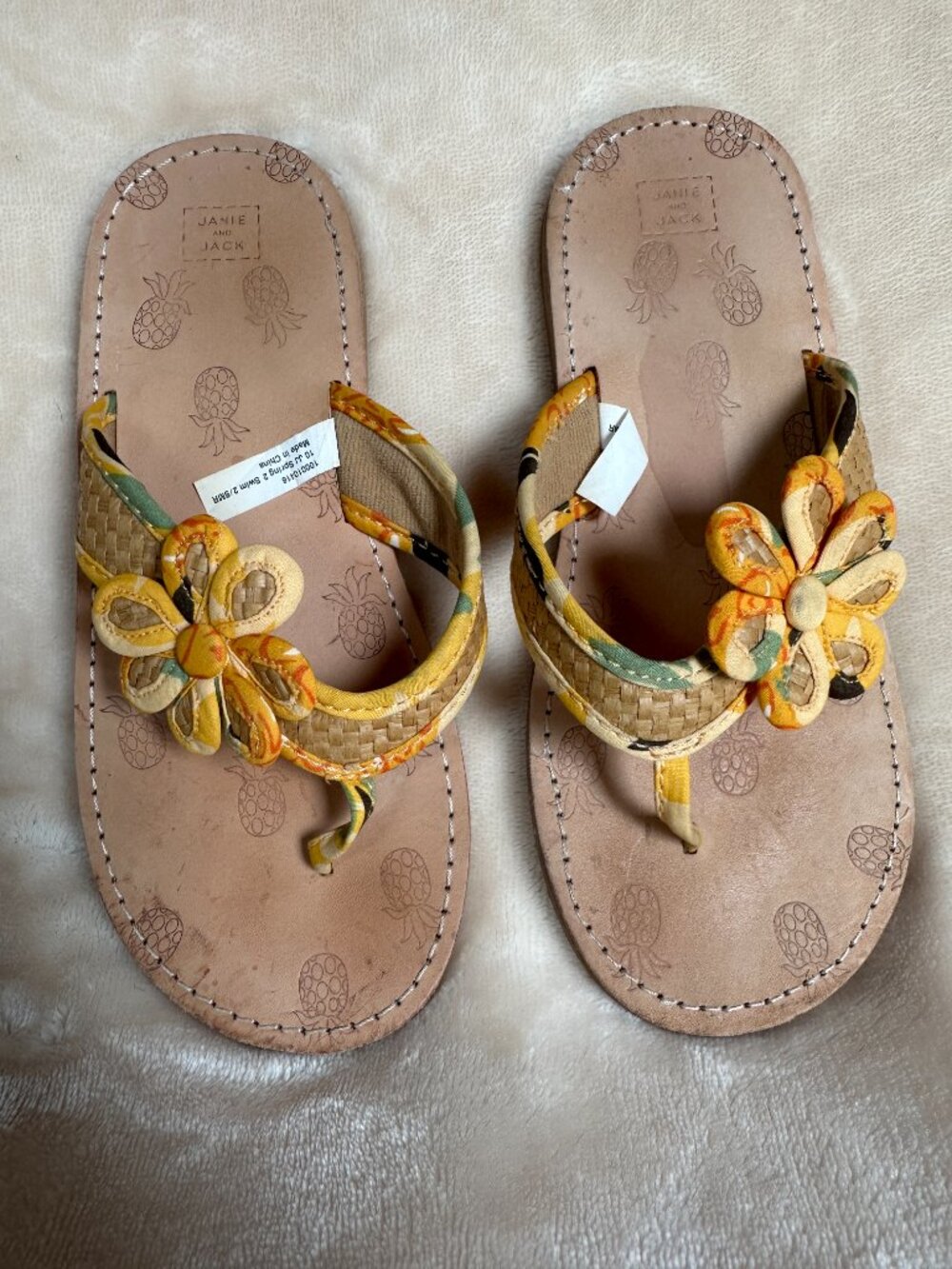 Janie & Jack Pineapple Imprinted Sandals Leather Soles Flower Girls 10 EUC